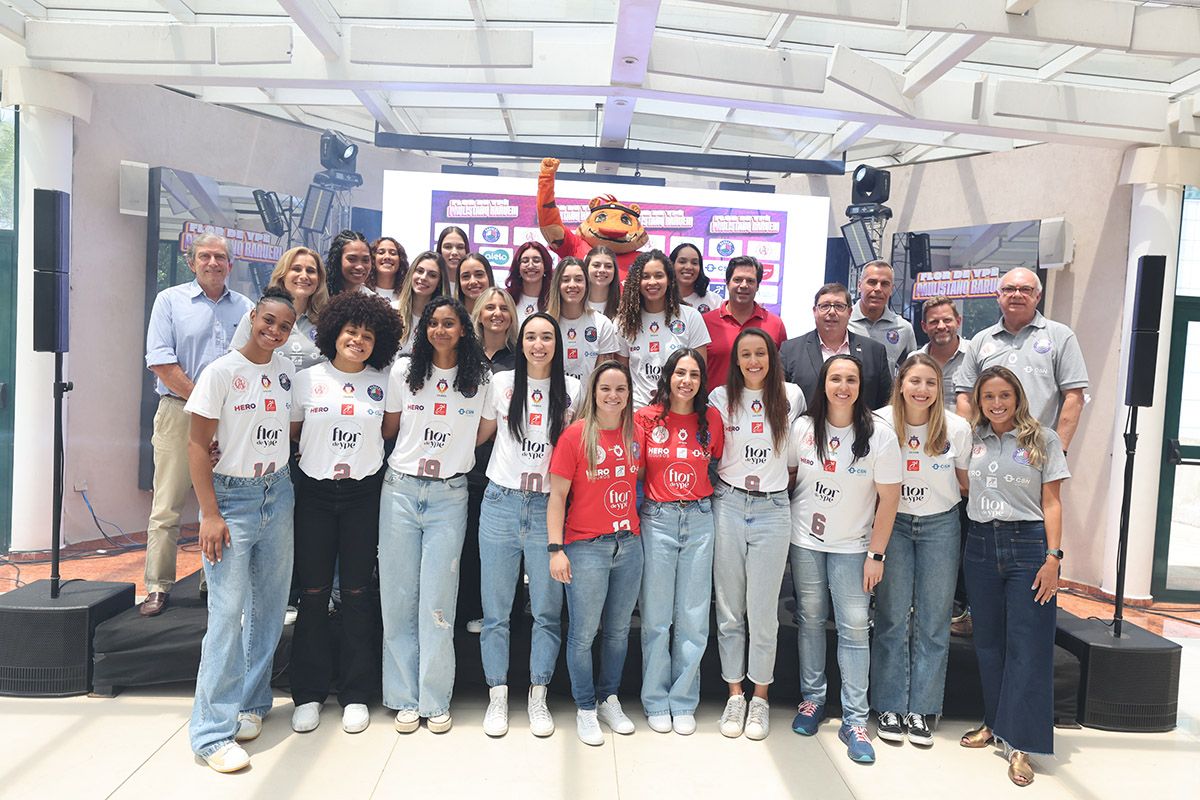 Flor de Ypê/Paulistano/Barueri, a nova força do vôlei nacional, apresentada em cerimônia no Clube em 15/10/2024. Foto: Fábio Figueiredo